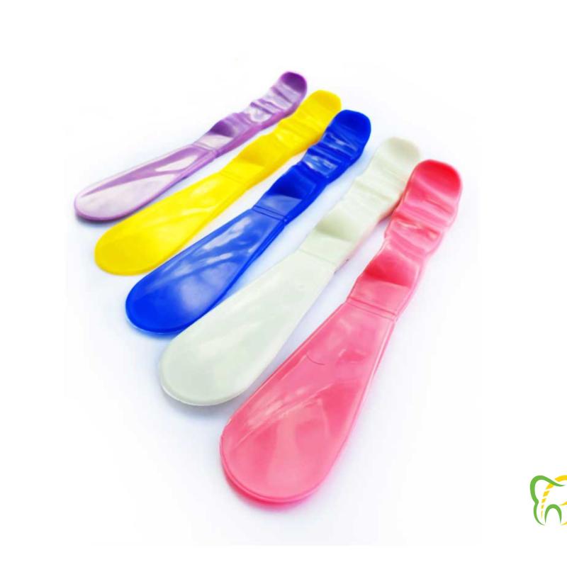 همزن پلاستیکی